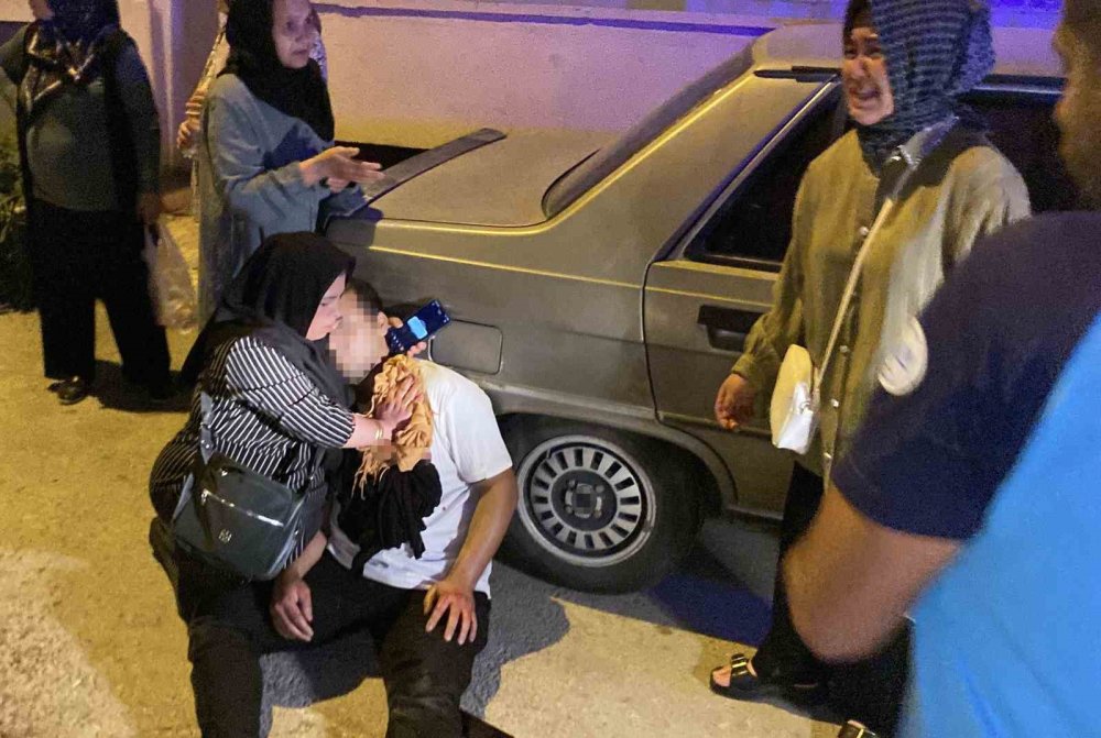 13 Yaşında Müstakbel Eniştesini Bıçakladı