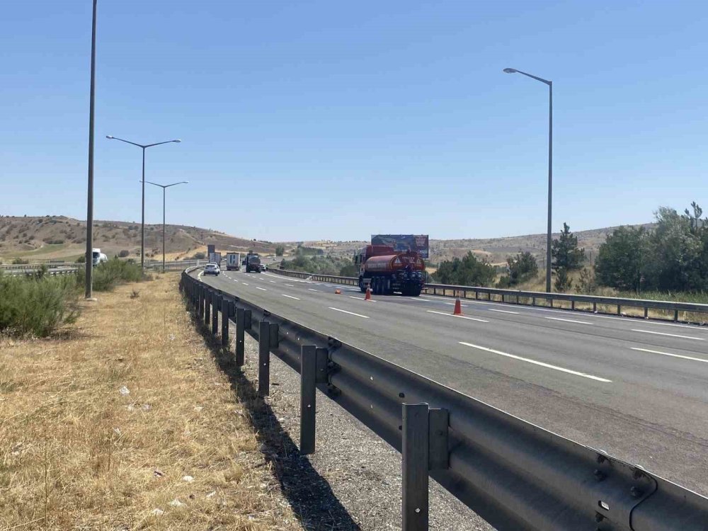 Ankara-Bolu Yolu'nu Kapatan Kaza! Metanol