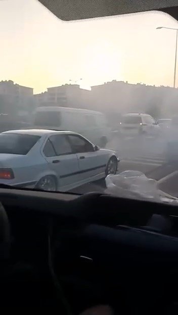 Düğün Konvoylarında Yine Lastikler Yandı