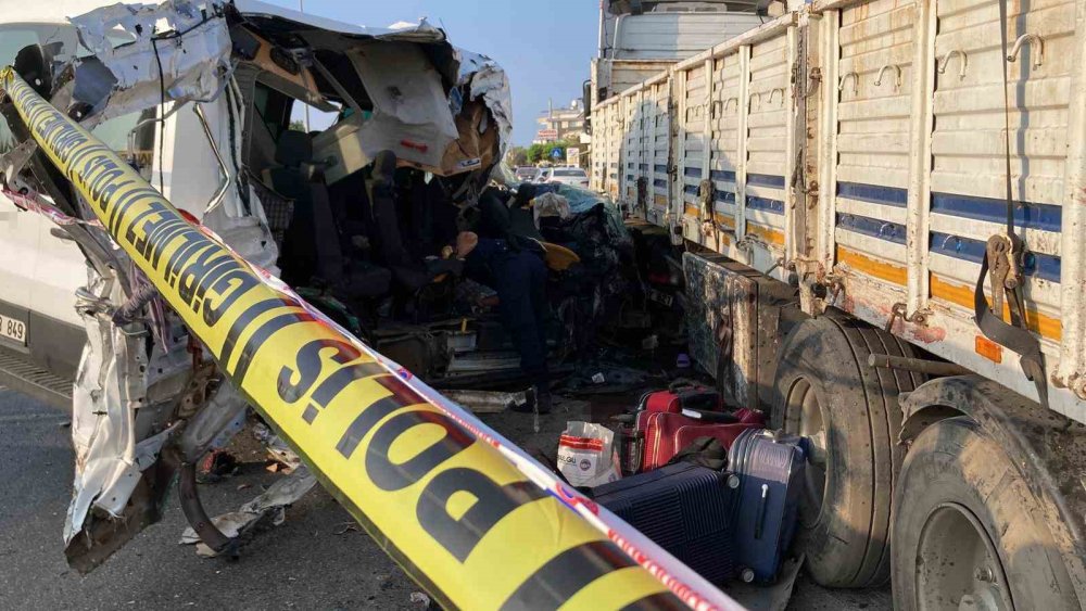 Öğrencilerin Gezisi Feci Şekilde Son Buldu