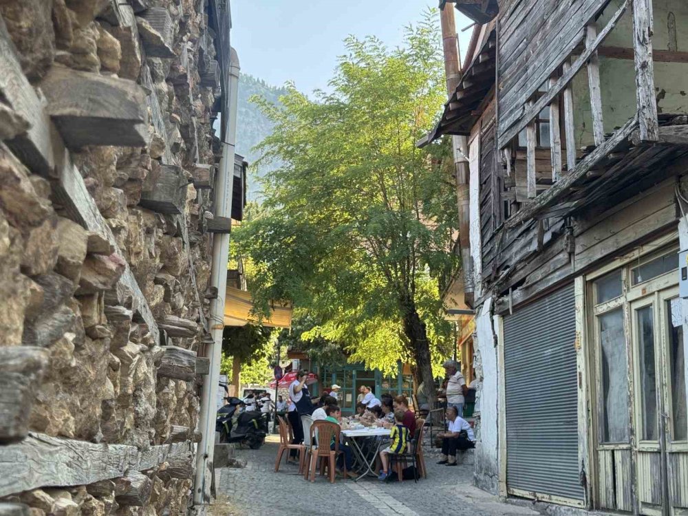 Yıllarca İstanbul ve İzmir'de yaşadı, hayali için Ormana'ya geri döndü