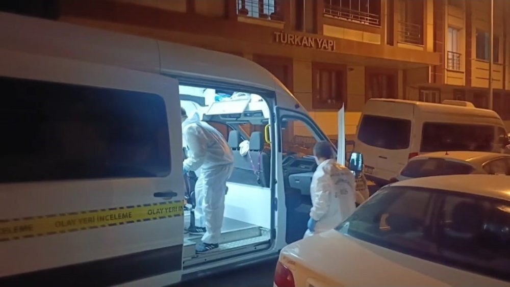 45 yaşındaki kadının sonu, 20 yaşındaki oğlunun elinden oldu