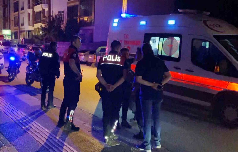 Kendini unuttu, basına saldırdı