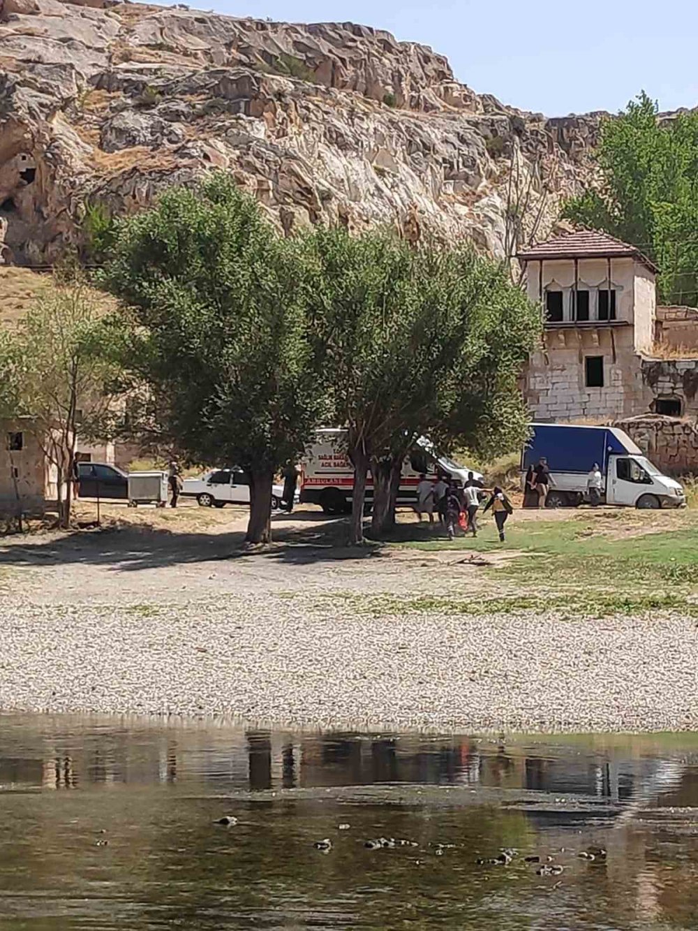 Kuzenini kurtardı, kendi can verdi