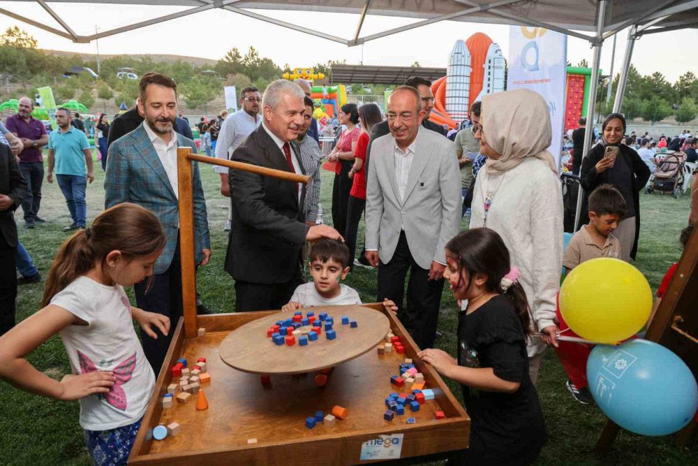 Meram yaz spor okullarına Dutlu'da görkemli kapanış