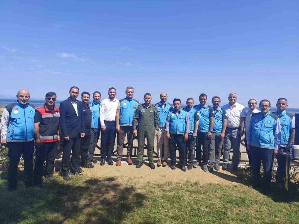 Beyşehir Gölü’nde film gibi tatbikat