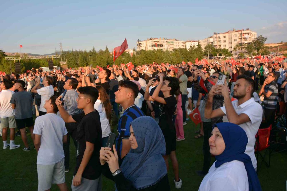 Manisa semalarında 1200 kilometre hızla devler geçti