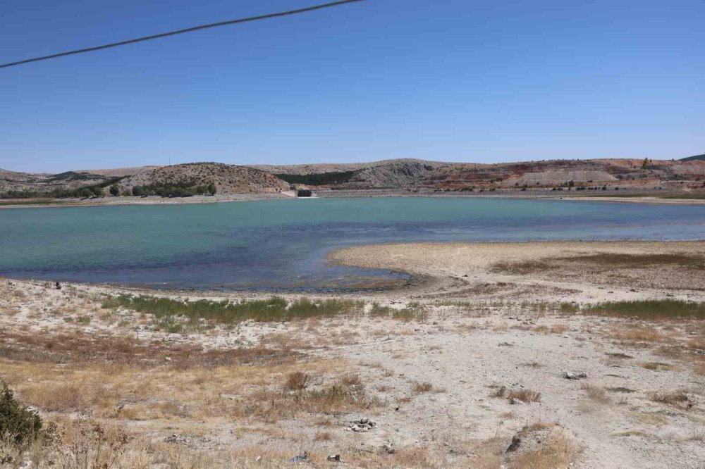 Konya Kapalı Havzası Çölleşiyor: Barajlar ve Yer Altı Suları Tehlikede