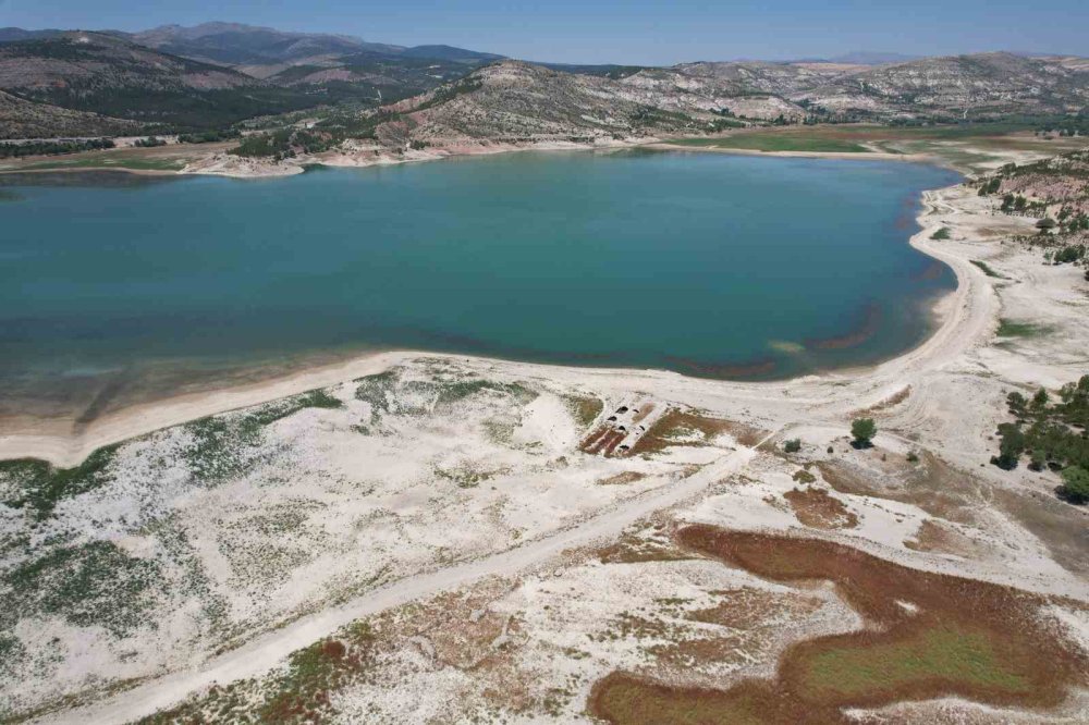 Konya Kapalı Havzası Çölleşiyor: Barajlar ve Yer Altı Suları Tehlikede
