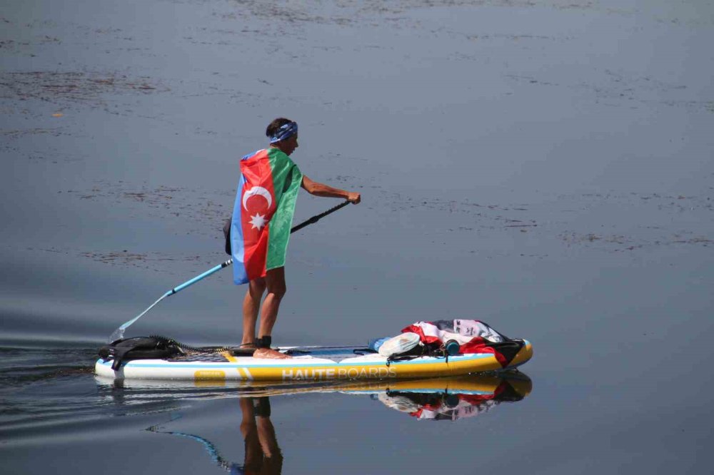Kuruyan Göl İçin Kürek Çektiler: Beyşehir’de 58 Kilometrelik Umut Yolculuğu