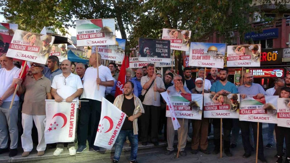 Saadet Partisi Bursa Milletvekili Mehmet Atmaca, Özgürlük Filosu’na katıldı