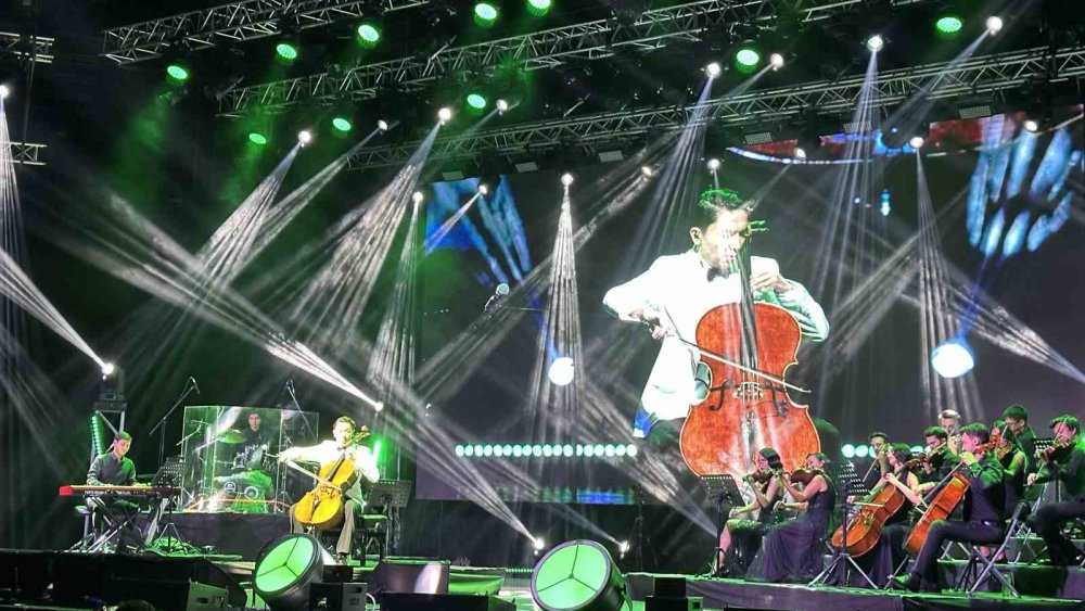 Gökhan Kırdar yıllar sonra sahnede