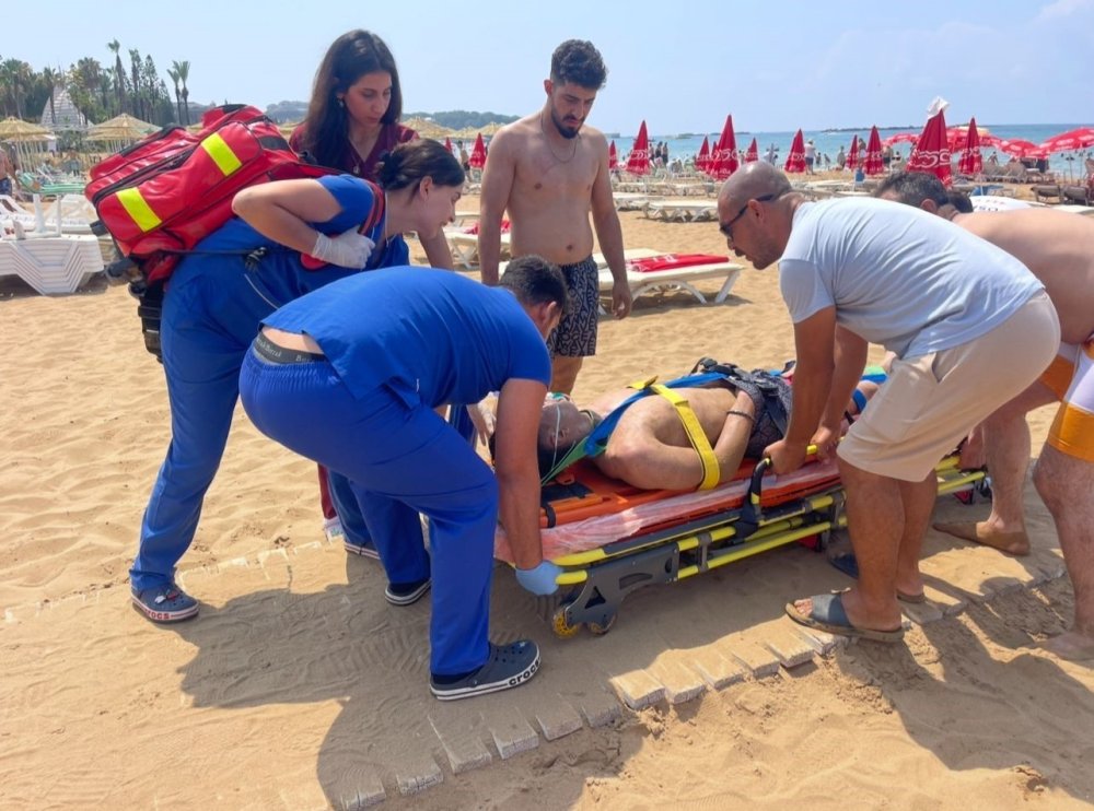 Antalya’da cankurtaranların yoğun mesaisi: 6 kişiyi kurtardılar