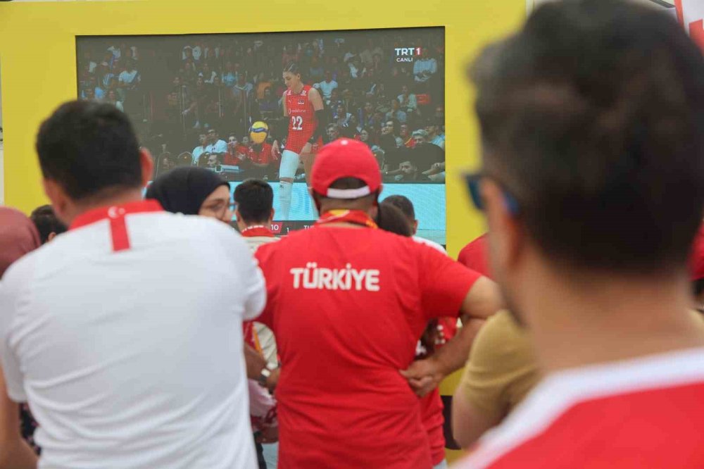 Konya'da Herkes Oraya Akın Etti