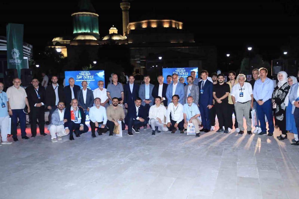 Mevlana'nın Gülbahçesi Şiire Açıldı