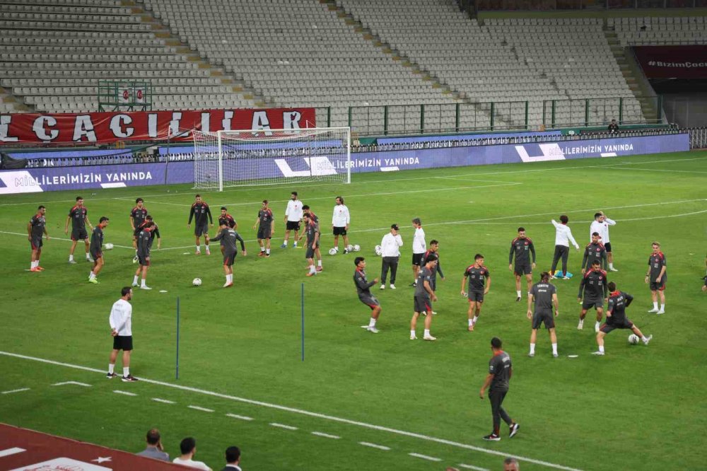 Milli Takım Konya'da Büyük Düelloya Hazır