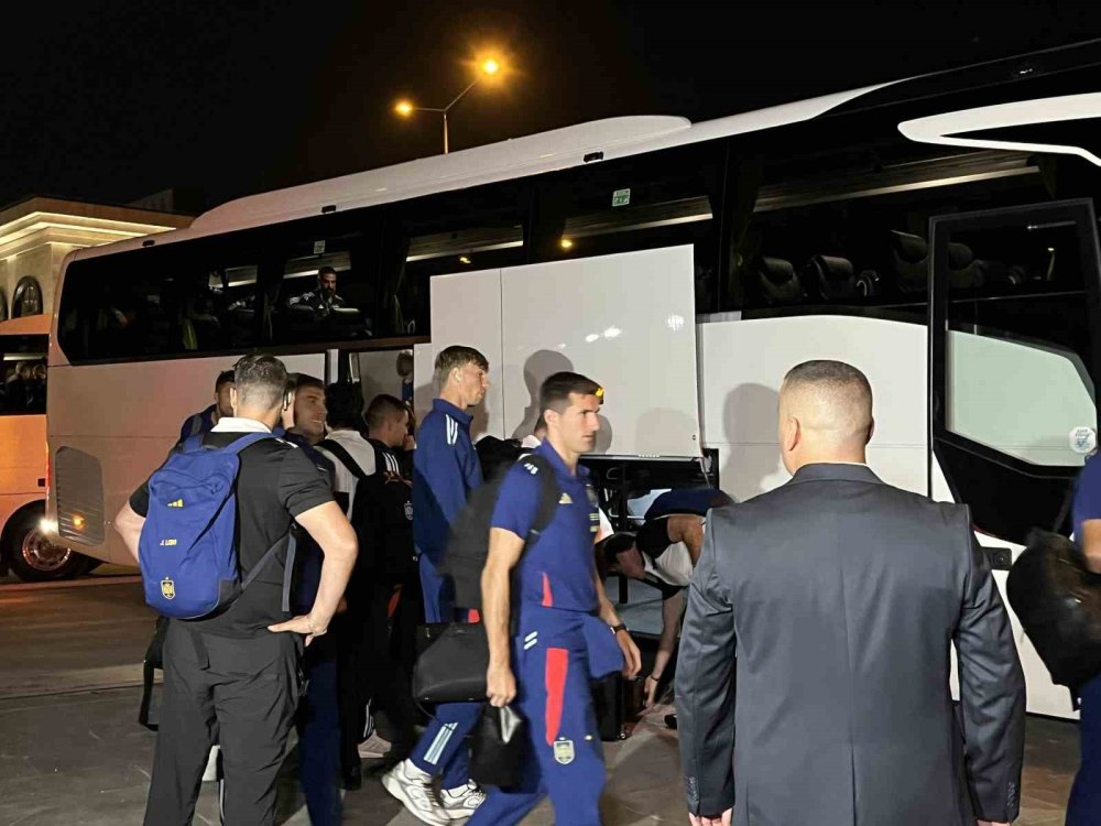 Sinir Bozucu Futbolcu da Konya'ya Geldi