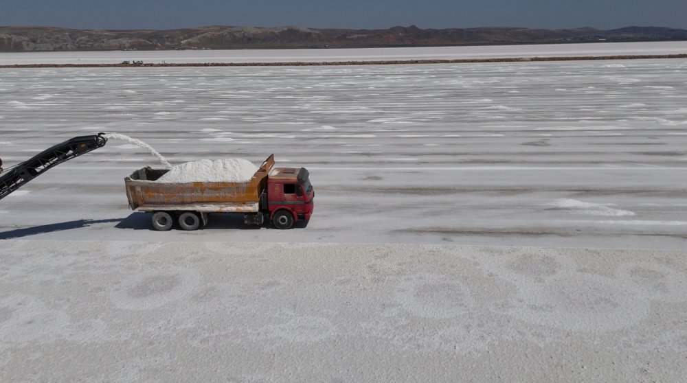 Tuz Gölü’nden Mikroplastiksiz Hasat: Türkiye'nin Tuz İhtiyacının Yüzde 70’i Buradan Karşılanıyor