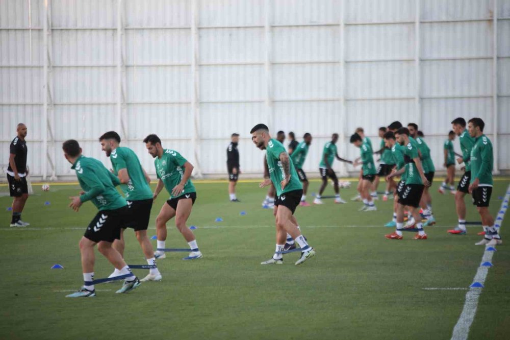 Konyaspor, Alanyaspor Maçına Galibiyet Parolasıyla Hazırlanıyor