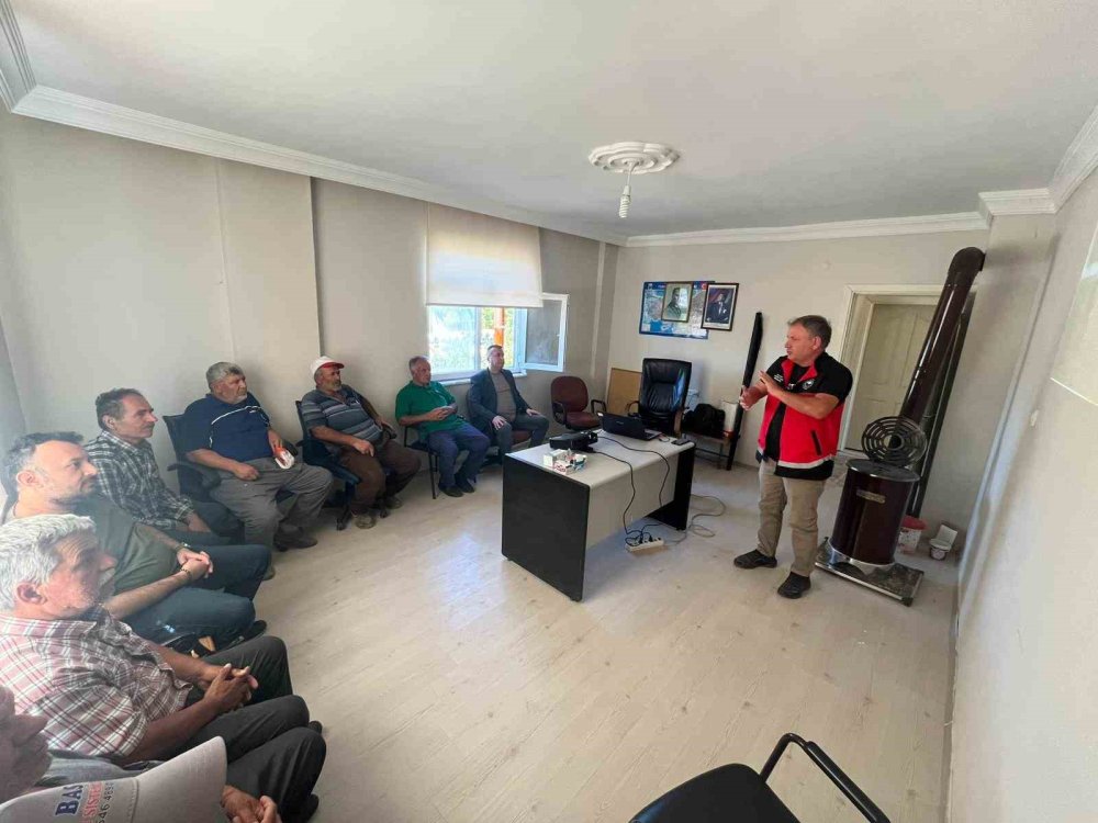 Konya'da çiftçi eğitim faaliyetleri sürüyor