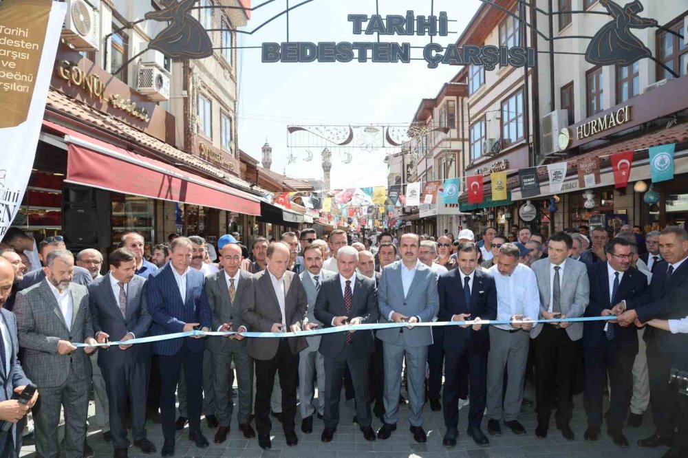 Konya’nın Kalbi Bedesten’de Alışveriş Şenliği Başladı