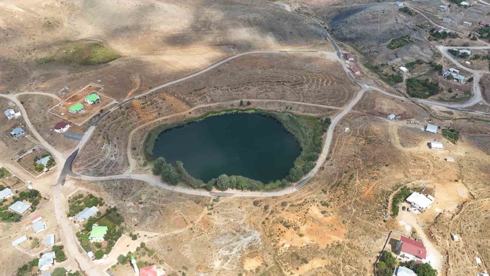 Konya'nın Zirvesindeki Saklı Cennet: Dipsizgöl, Doğaseverlerin Yeni Gözdesi