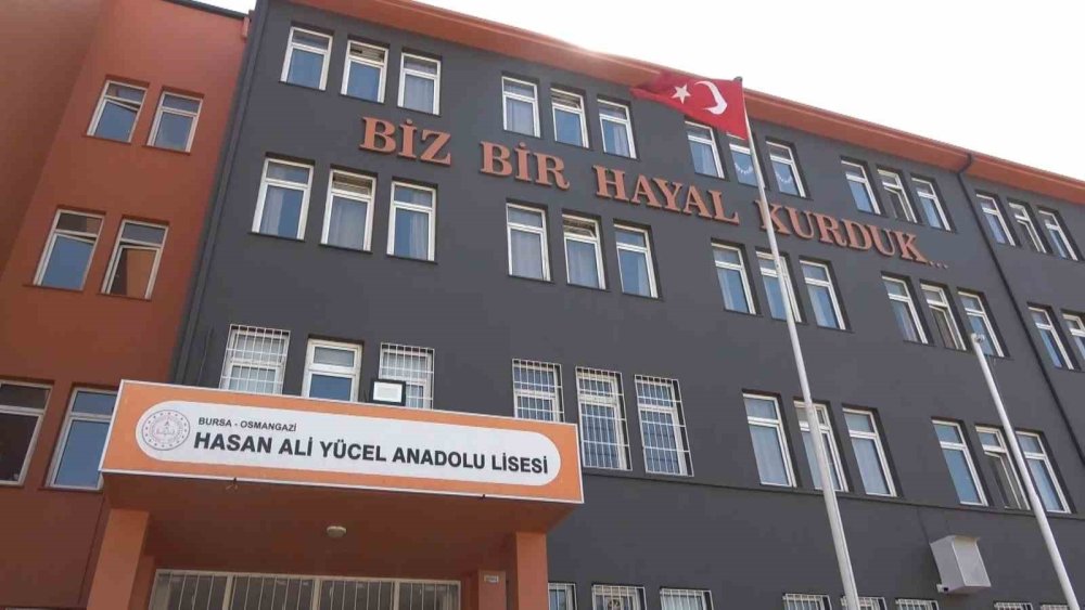 Bursa'da alkışlanacak başarı öyküsü! Atıkları enerjiye dönüştüren okul