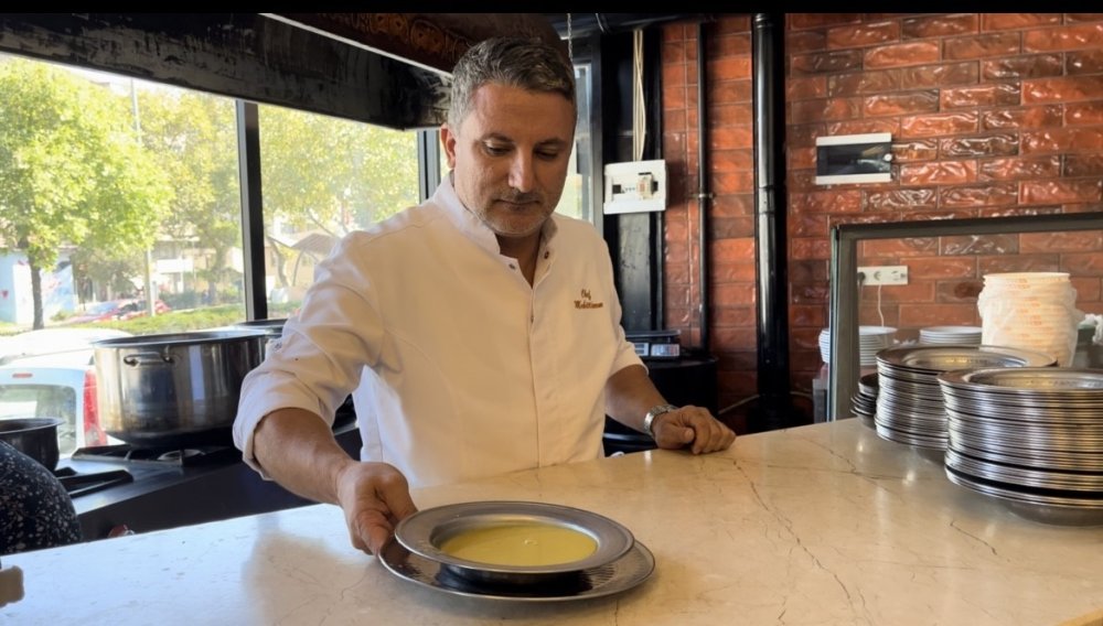 Bebekleriyle geldiler, yiyip içip kaçtılar