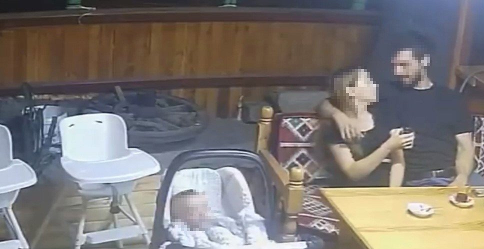 Bebekleriyle geldiler, yiyip içip kaçtılar