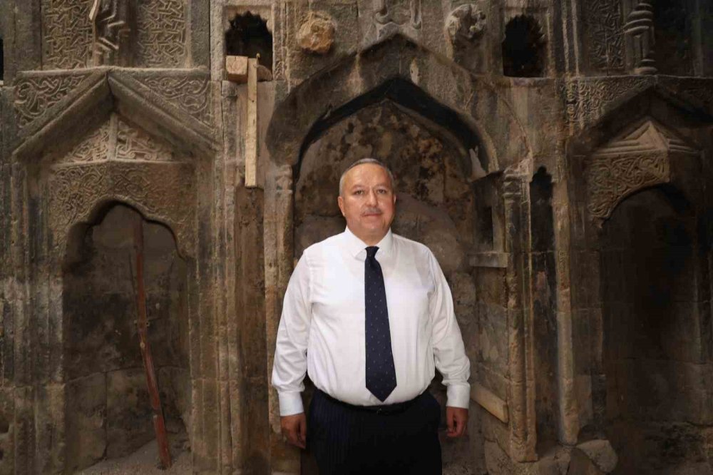 Taşkınpaşa Köyü’nde 600 Yıllık Dergâh Ortaya Çıktı