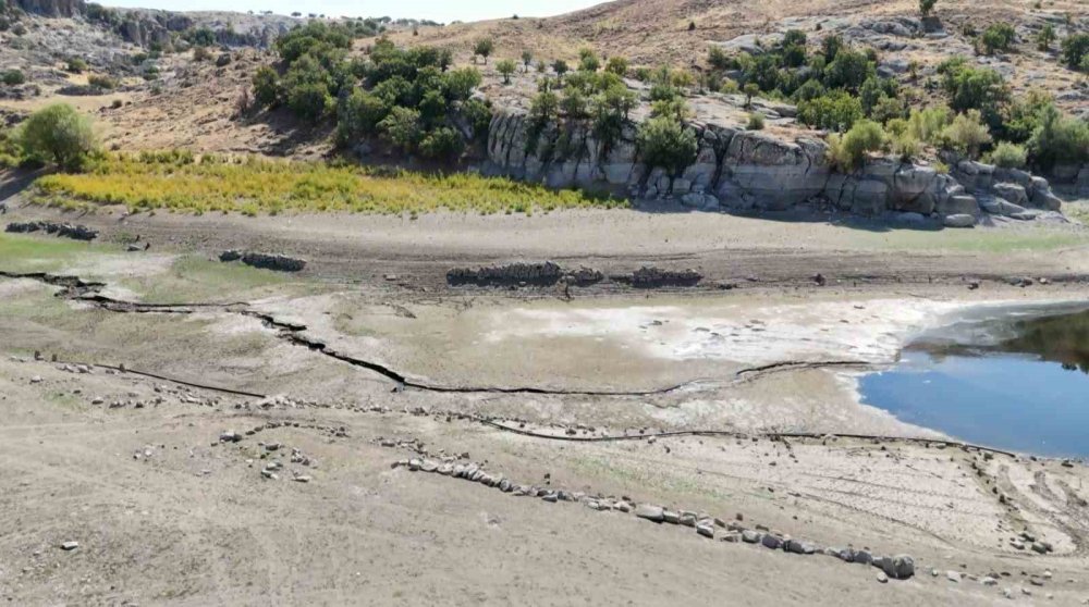 Güzelyurt Göleti’nde Su Seviyesi Alarm Veriyor: Su Miktarının Dörtte Üçü Tükendi