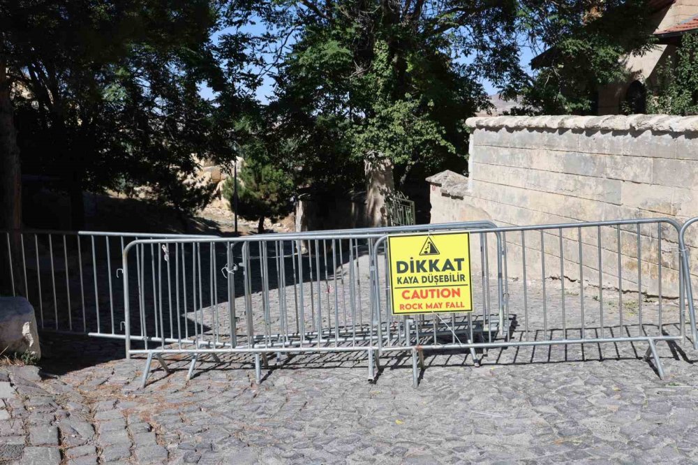 Kapadokya'da tehlike! Peri Bacaları dökülüyor