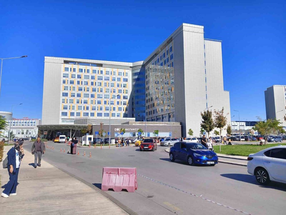 Komşusunun silahla vurduğu kız çocuğunun sağlık durumu ciddiyetini koruyor