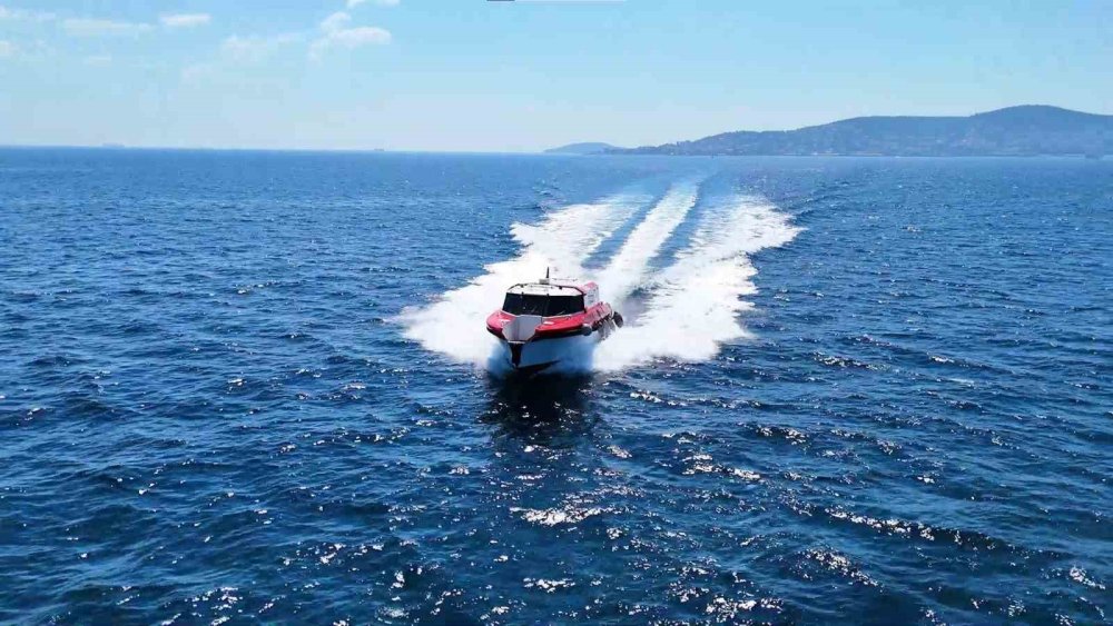 Deniz ambulansları zamana karşı yarışıyor