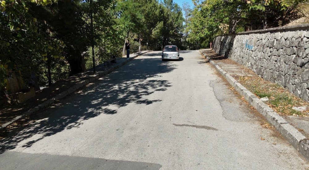 Isparta’daki ‘Gizemli Yol’un Sırrı Çözüldü: Aslında Yokuş Aşağı!
