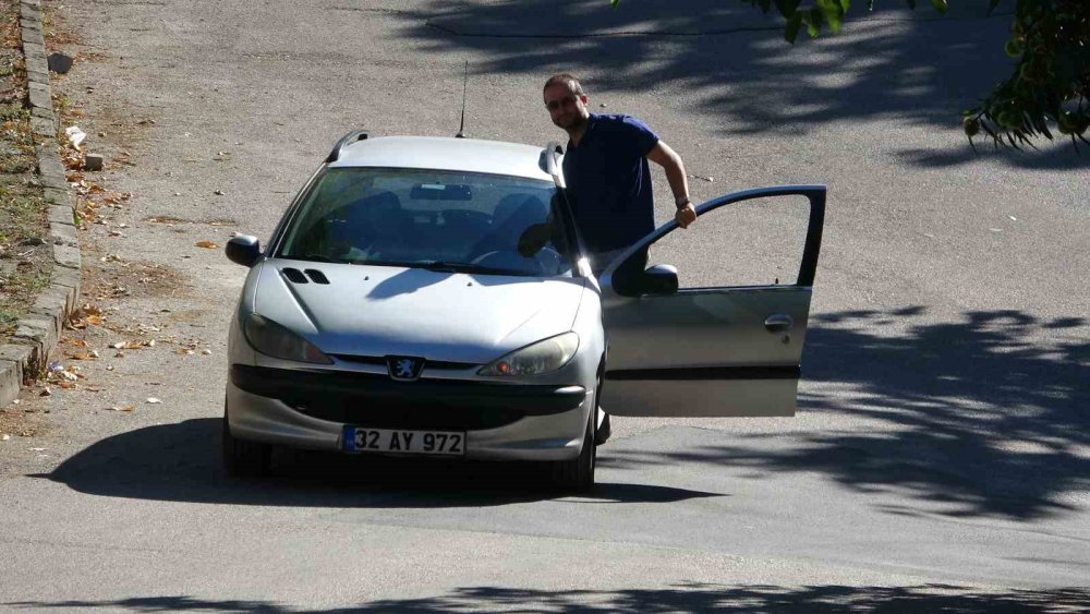 Isparta’daki ‘Gizemli Yol’un Sırrı Çözüldü: Aslında Yokuş Aşağı!