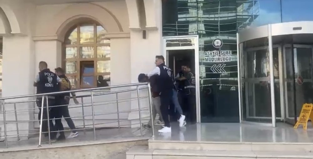 Konya’da 'polis-savcı' kılığına girip 1 milyon 650 bin TL dolandırdılar: 3 şüpheli tutuklandı