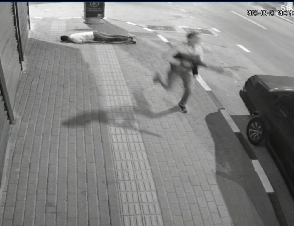 Sokak ortasında vahşet! Husumetlisini başından vurdu