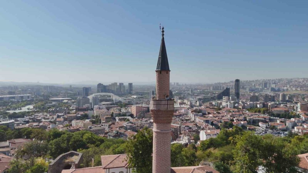 1073’te Fethedilen Ankara Kalesi’ndeki Sultan Alaaddin Camii, Selçuklu Mirasını Yaşatıyor
