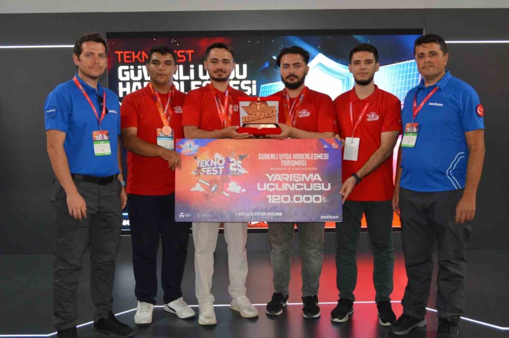 NEÜ, TEKNOFEST 2025’te Üç Ödülle Döndü: Milli Teknoloji Hamlesine Güçlü Katkı