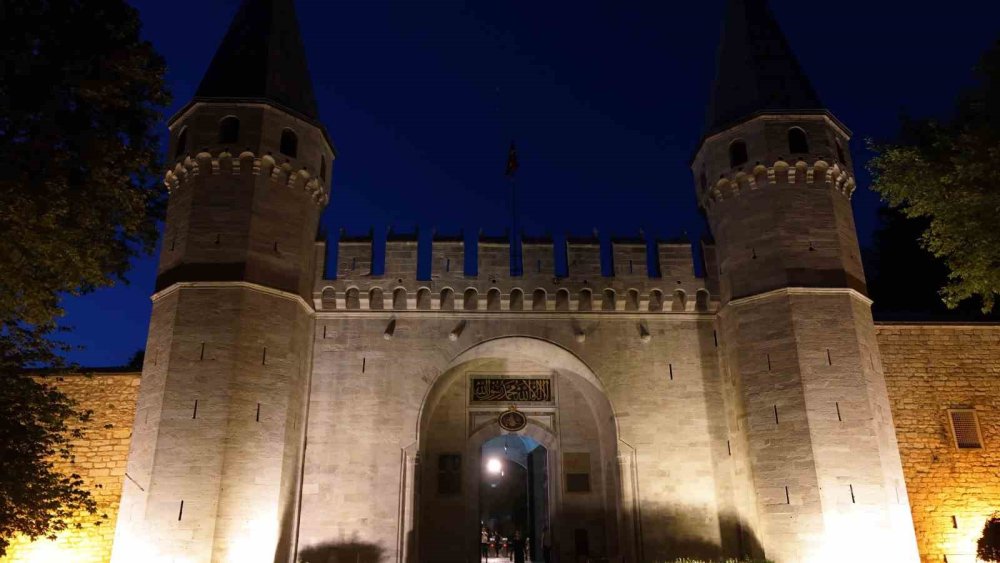 Topkapı Sarayı'nın Gece Ziyaretleri Sona Eriyor