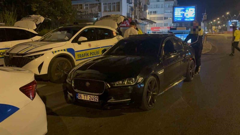 Başkasının ehliyetiyle uygulamadan geçmek istedi, 37 bin TL ceza yedi