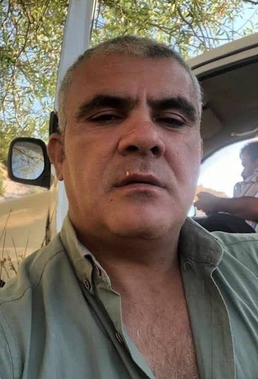 Otomobilinde bıçaklanmış halde bulundu: 17 yaşındaki kız gözaltında