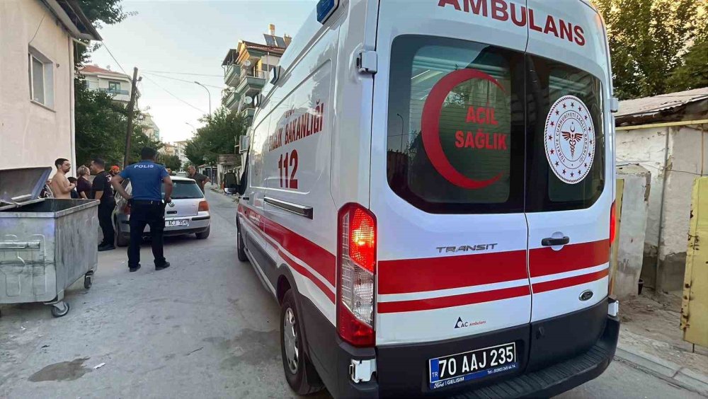 Otomobilinde bıçaklanmış halde bulundu: 17 yaşındaki kız gözaltında