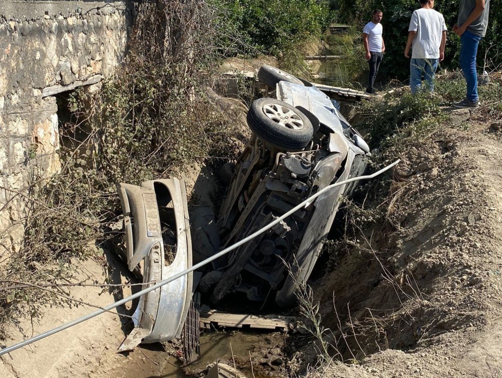 Nişanlısını hastaneye yetiştirmeye çalışırken kaza yaptı: Genç adam hayatını kaybetti