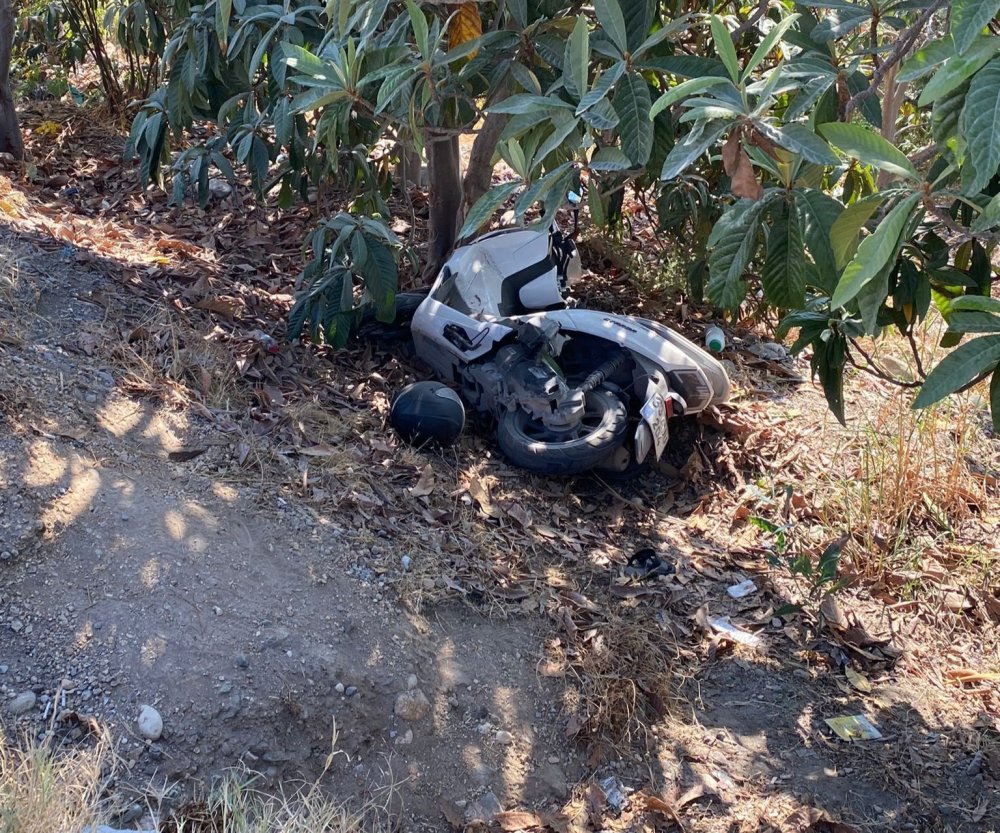 Nişanlısını hastaneye yetiştirmeye çalışırken kaza yaptı: Genç adam hayatını kaybetti