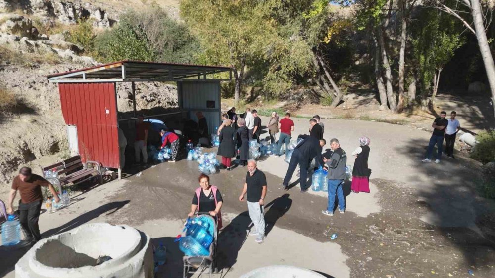 Ankara’da yaşanan su sorunu vatandaşları isyan ettirdi