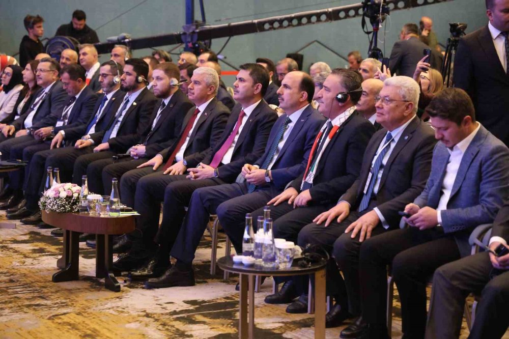 UCLG-MEWA 2025 Kongresi Konya’da Başladı: Bakan Kurum ve Altay’dan Gazze Mesajı