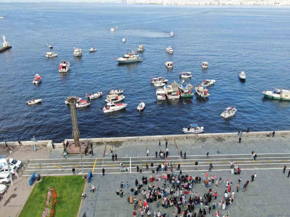 Gemilerden Mesaj: Kararlıyız, Sumud'un Yanındayız