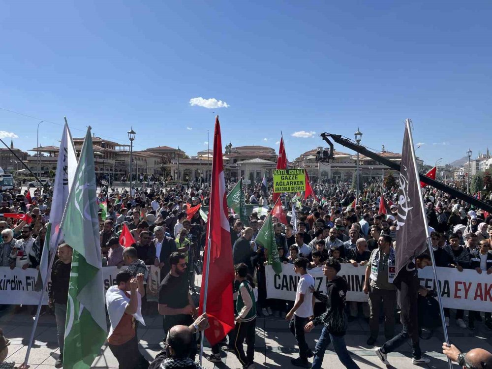 Konya Gazze için toplandı